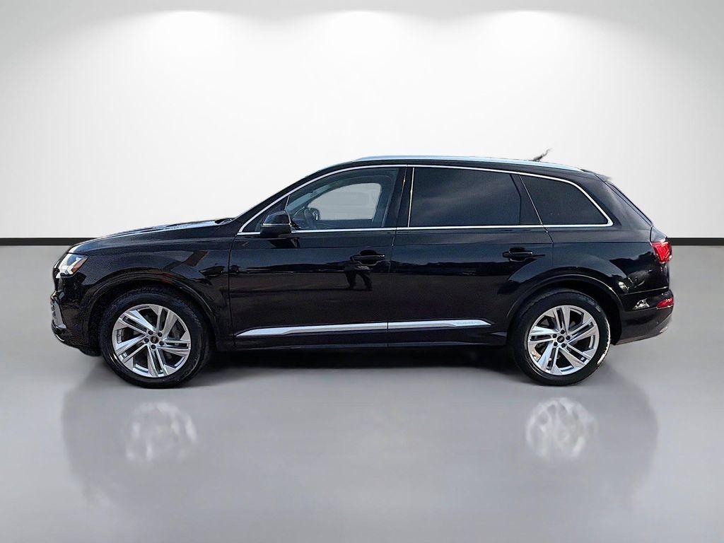 used 2023 Audi Q7 car, priced at $49,017