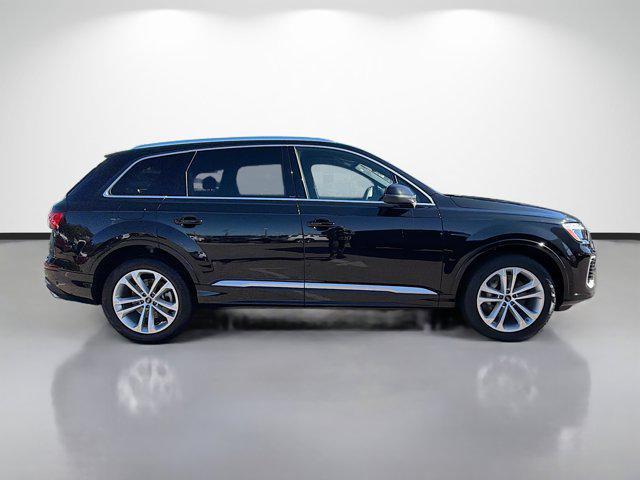 used 2025 Audi Q7 car, priced at $46,855