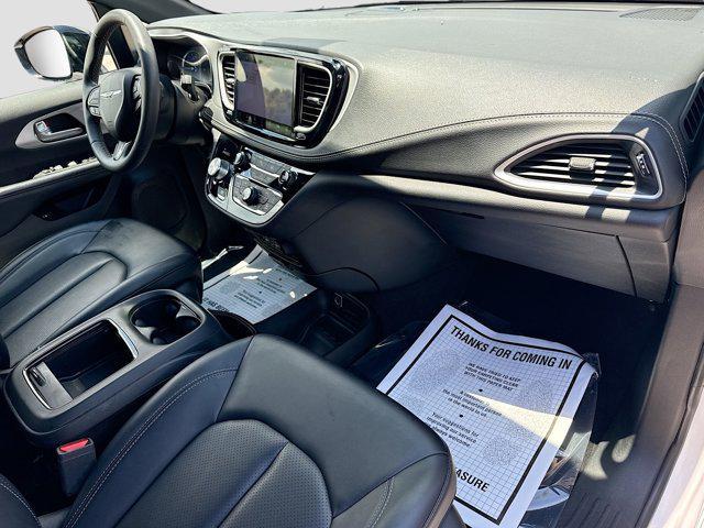 used 2024 Chrysler Pacifica Hybrid car, priced at $32,611