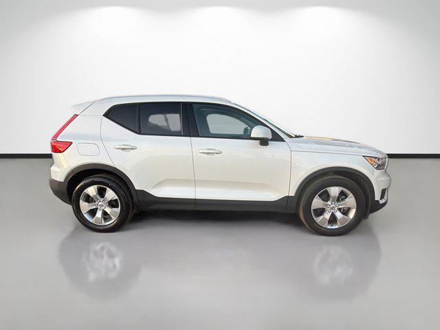 used 2022 Volvo XC40 car, priced at $19,383