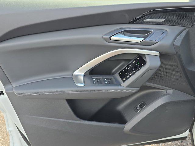 new 2025 Audi Q5 car, priced at $62,953