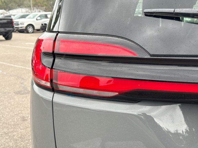 used 2023 Chrysler Pacifica car, priced at $23,985