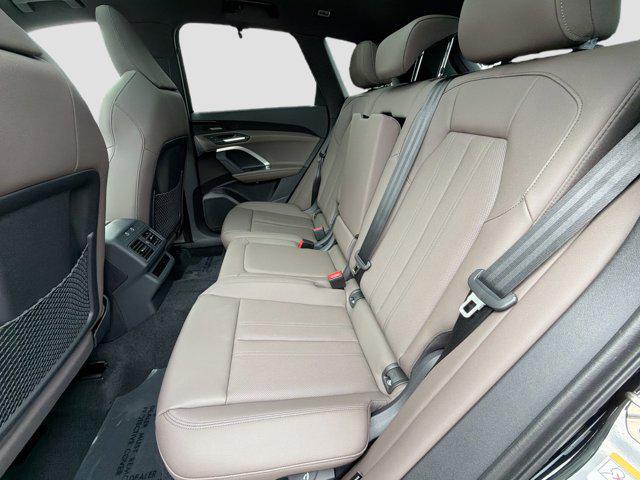 new 2025 Audi Q5 car, priced at $59,850