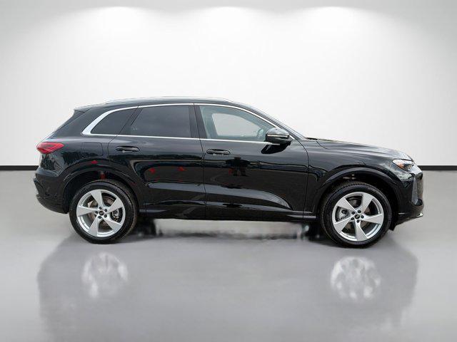 new 2025 Audi Q5 car, priced at $59,850