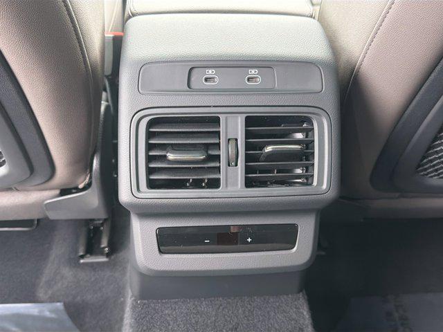 new 2025 Audi Q5 car, priced at $59,850