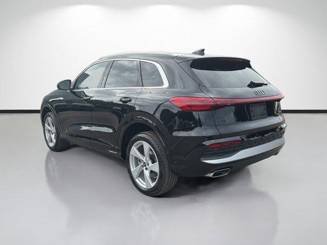new 2025 Audi Q5 car, priced at $59,850