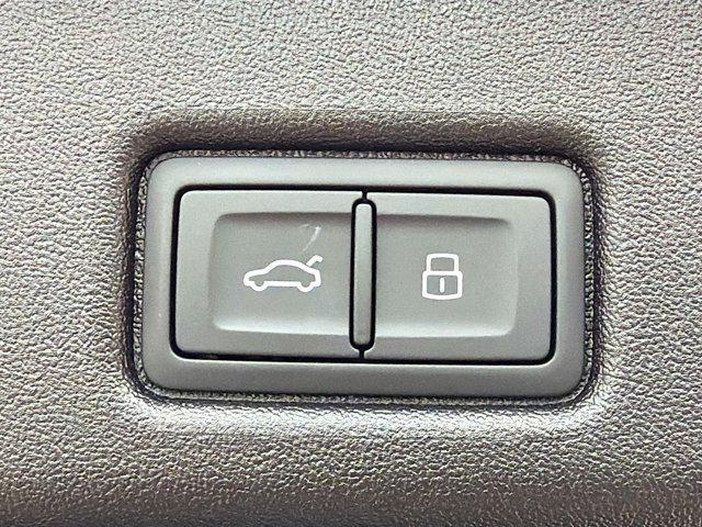 new 2025 Audi Q5 car, priced at $61,300