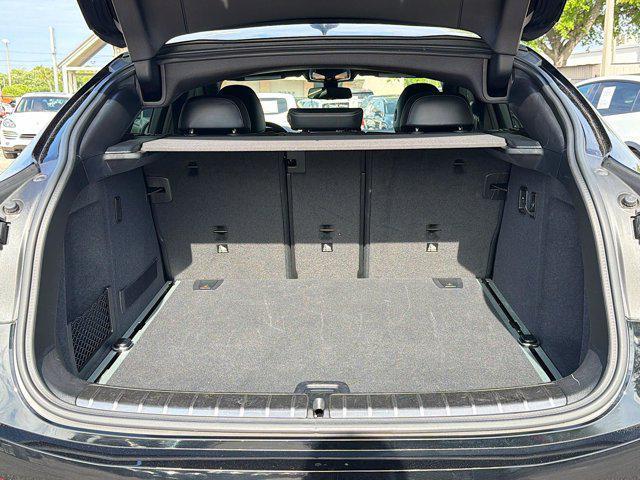 used 2022 BMW X4 car, priced at $30,679