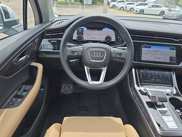 new 2025 Audi Q7 car, priced at $77,097