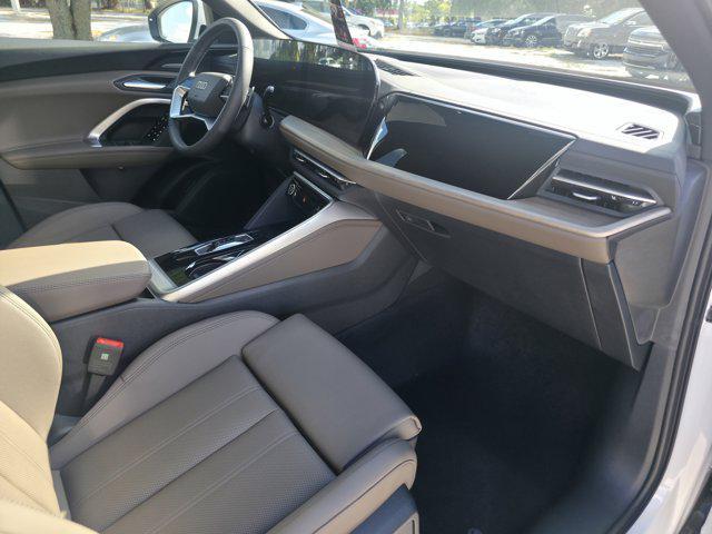 new 2025 Audi Q5 car, priced at $60,092