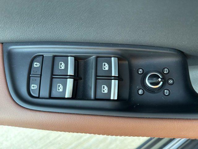 used 2024 Audi Q7 car, priced at $41,598