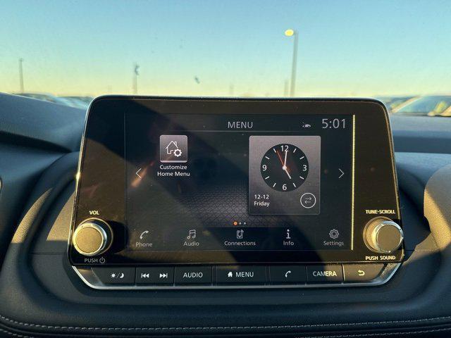 used 2024 Nissan Rogue car, priced at $18,998