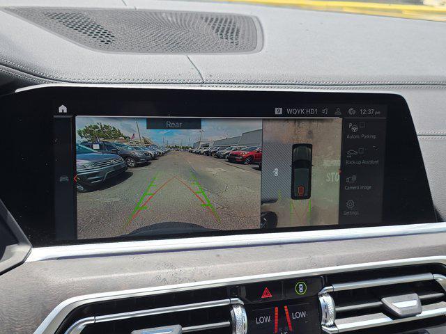 2022 Manhattan Green Metallic BMW X5