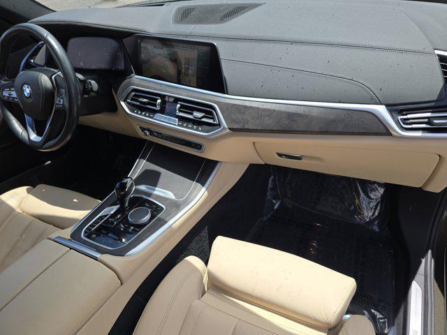 2022 Manhattan Green Metallic BMW X5