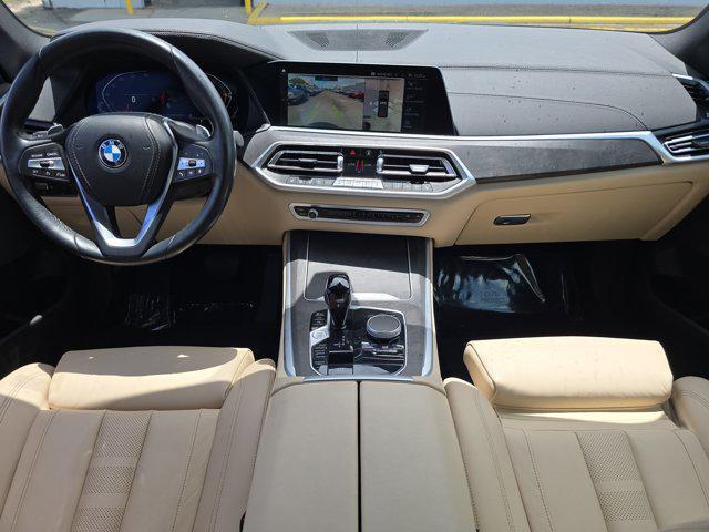 2022 Manhattan Green Metallic BMW X5