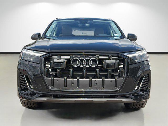 new 2026 Audi Q7 car, priced at $79,005