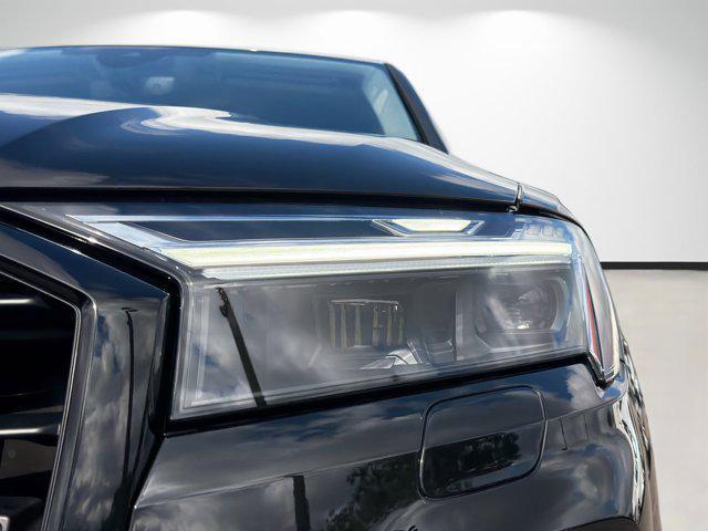 new 2026 Audi Q7 car, priced at $79,005