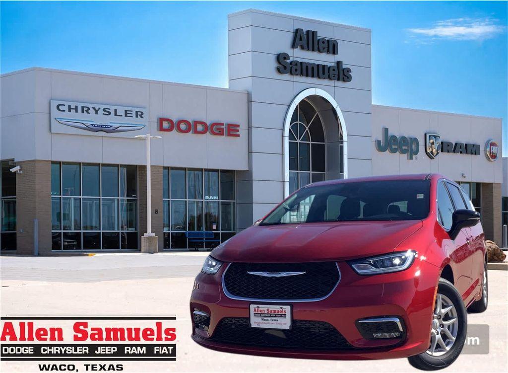 new 2026 Chrysler Pacifica car, priced at $44,140