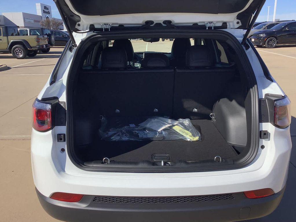 new 2026 Jeep Compass car, priced at $32,210