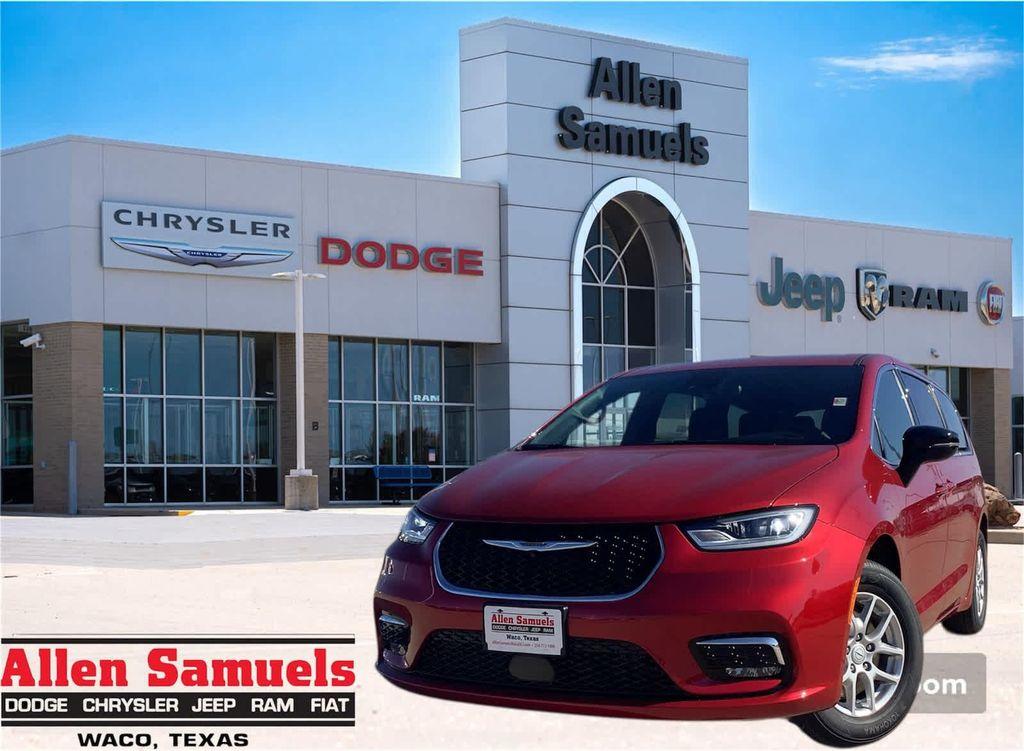 new 2026 Chrysler Pacifica car, priced at $42,860