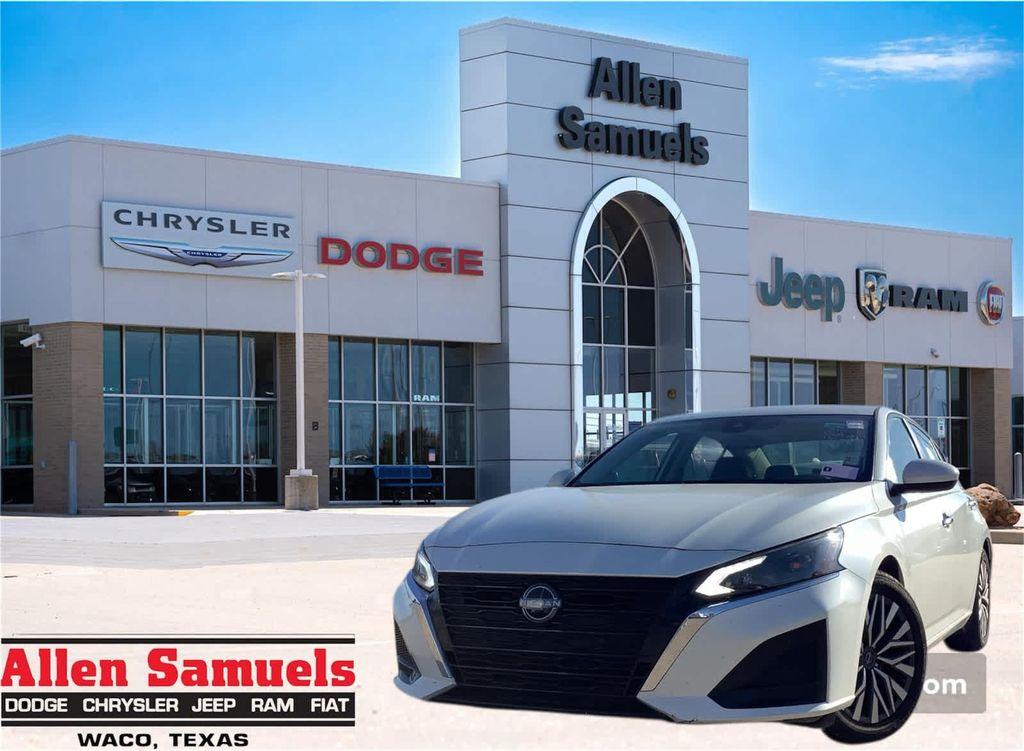 used 2023 Nissan Altima car, priced at $20,985