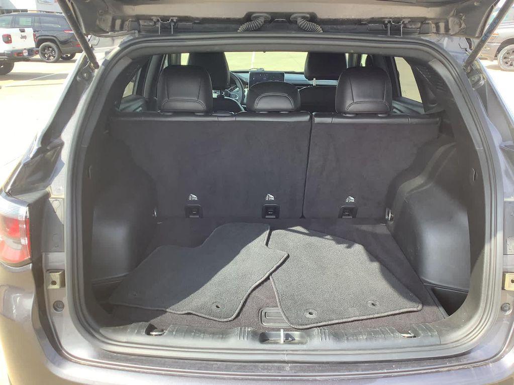 used 2024 Jeep Compass car, priced at $24,385