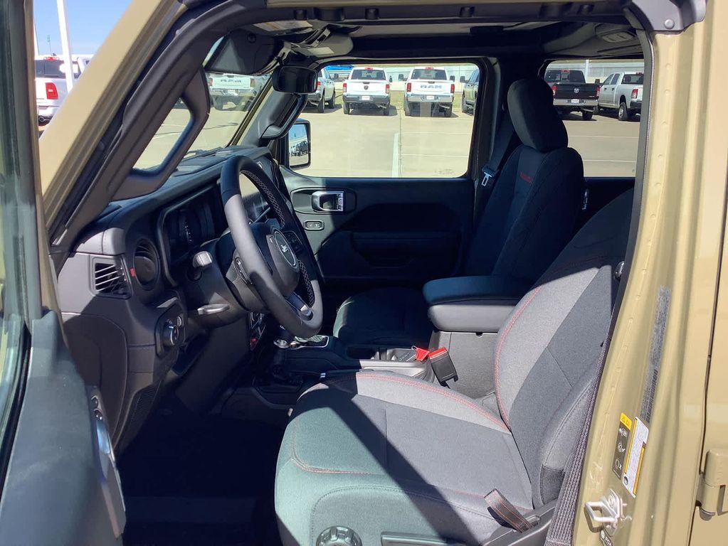 new 2025 Jeep Gladiator car, priced at $46,111