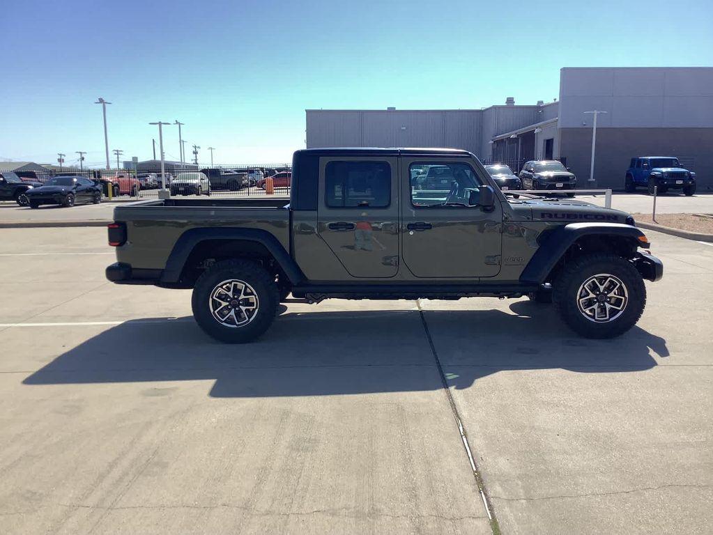 new 2025 Jeep Gladiator car, priced at $46,111