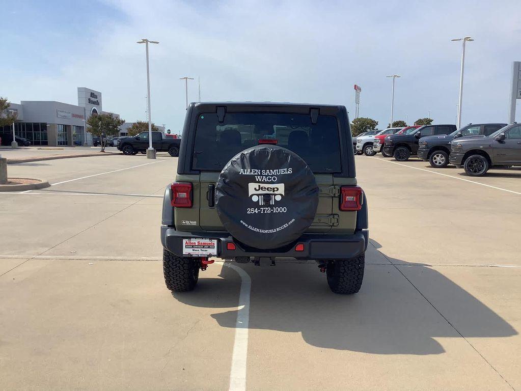 new 2025 Jeep Wrangler car, priced at $45,627
