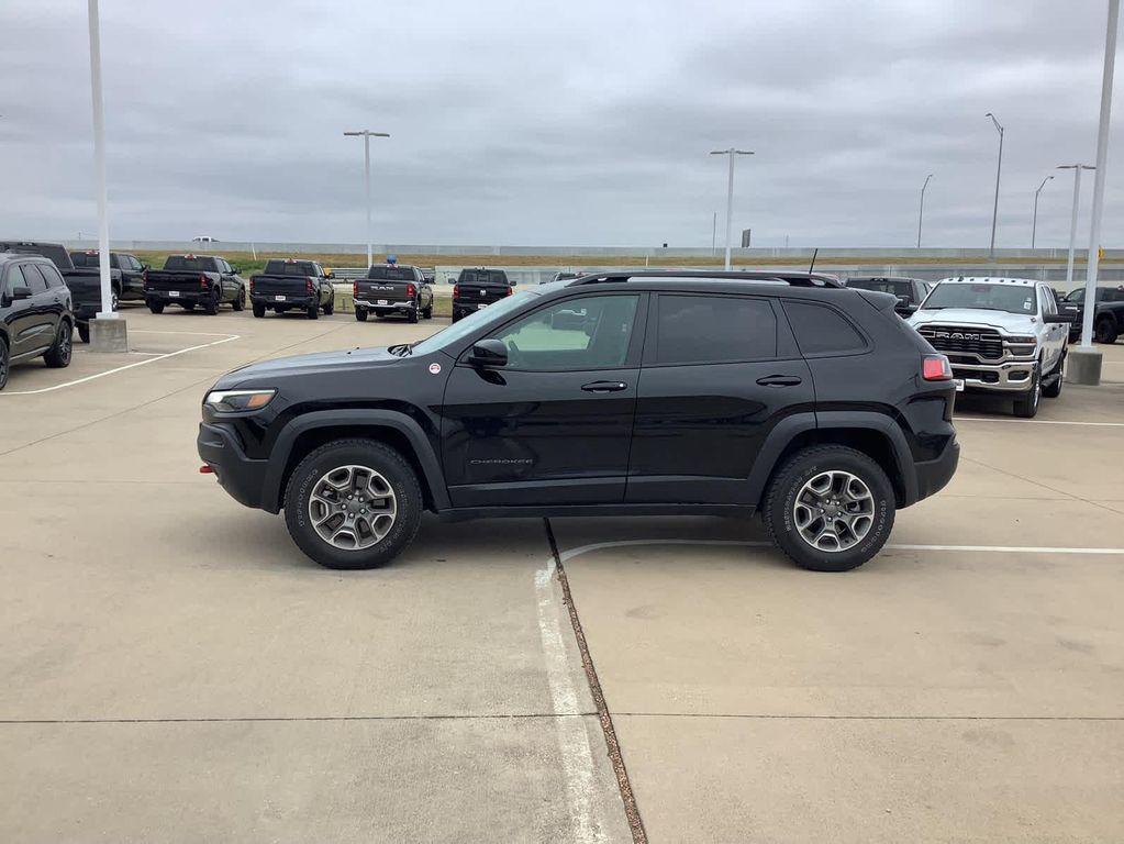used 2022 Jeep Cherokee car, priced at $30,965