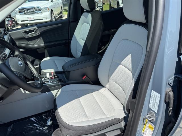 new 2025 Ford Escape car, priced at $28,736
