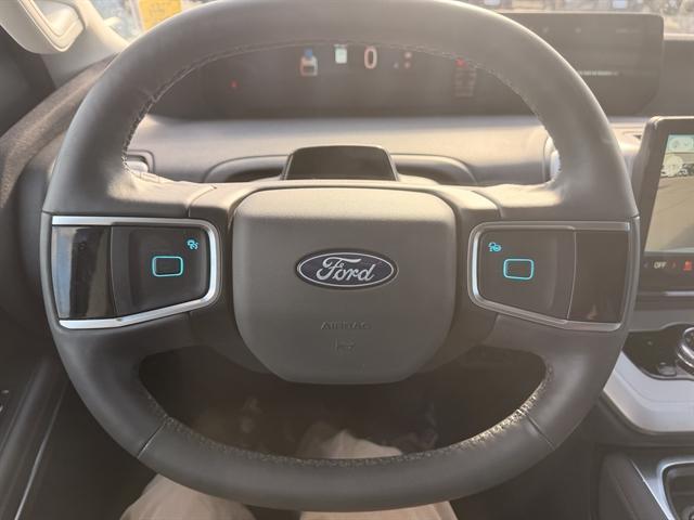 used 2025 Ford Expedition car, priced at $61,490