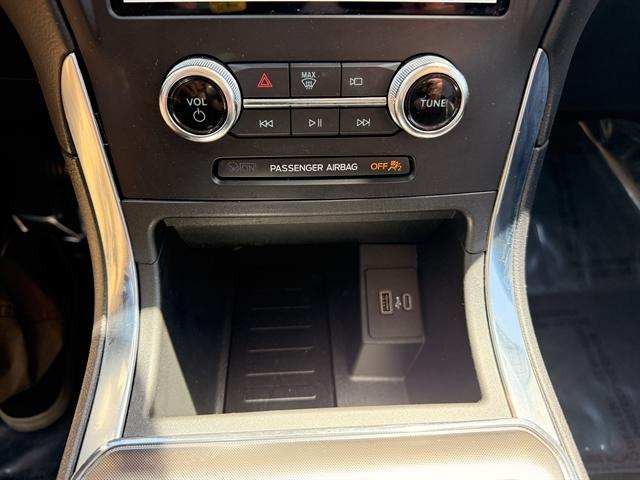used 2024 Ford Edge car, priced at $39,990