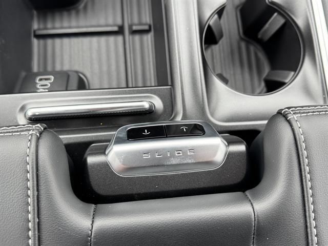 new 2026 Ford Expedition car, priced at $78,990