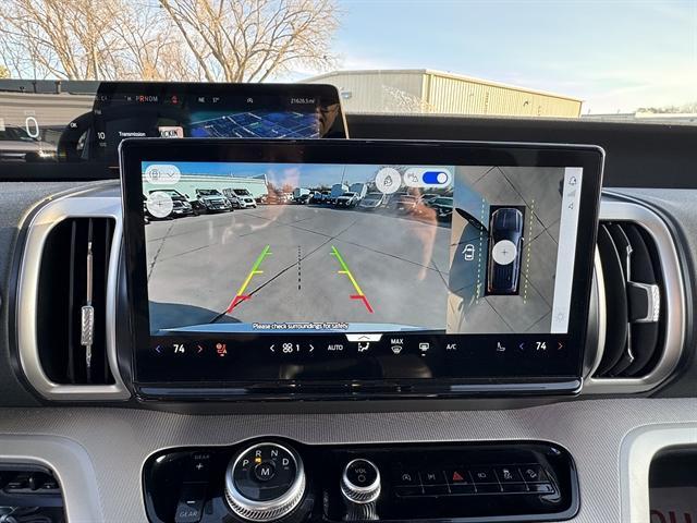 used 2025 Ford Expedition car, priced at $63,990