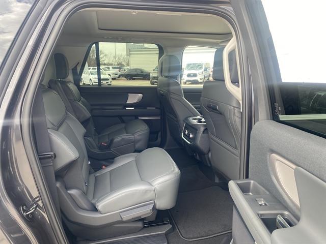 new 2026 Ford Expedition Max car, priced at $71,613