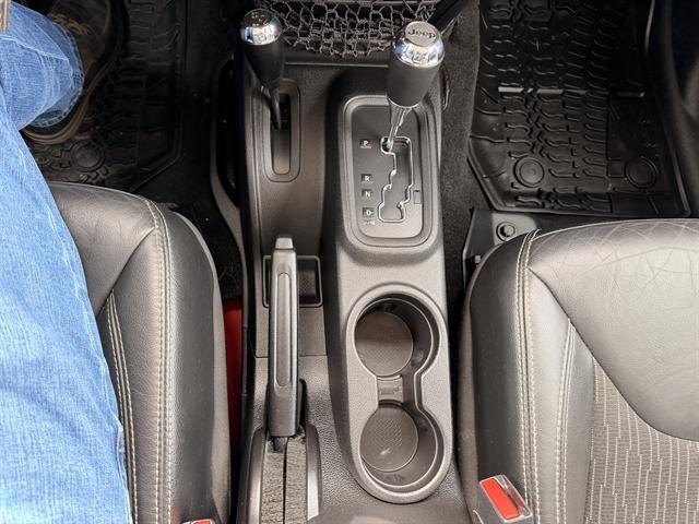 used 2015 Jeep Wrangler Unlimited car, priced at $17,490