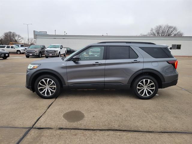 used 2025 Ford Explorer car, priced at $40,990