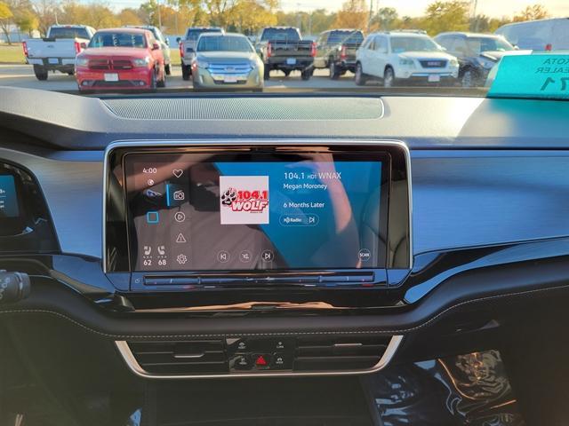 used 2025 Volkswagen Atlas Cross Sport car, priced at $37,990