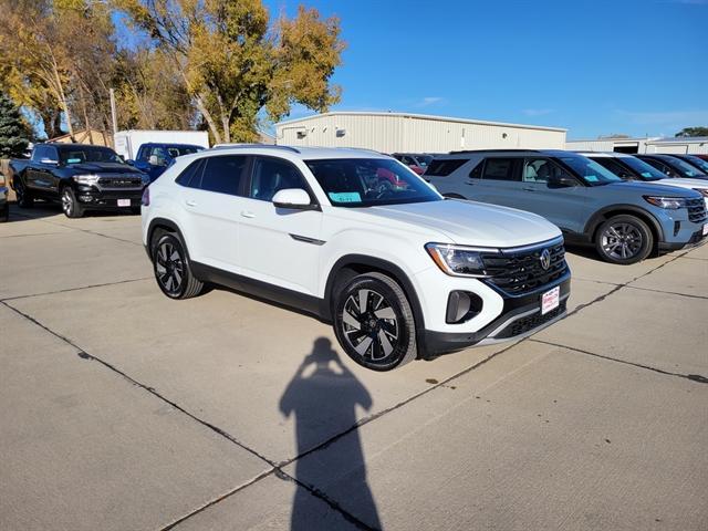 used 2025 Volkswagen Atlas Cross Sport car, priced at $37,990