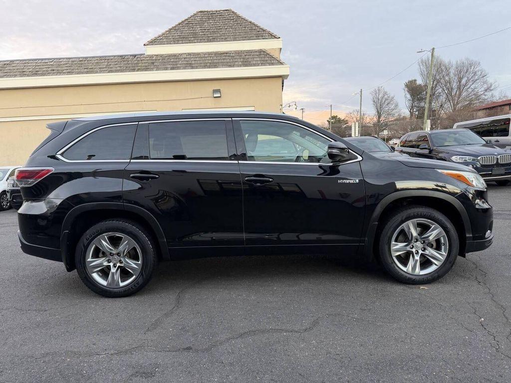 used 2015 Toyota Highlander Hybrid car, priced at $17,950