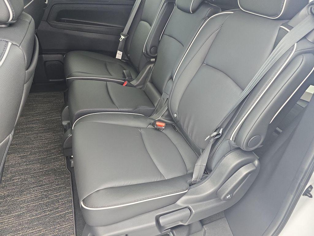 new 2026 Honda Odyssey car, priced at $51,173