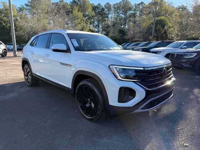 new 2026 Volkswagen Atlas Cross Sport car, priced at $41,670