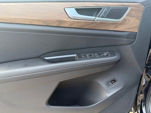 new 2026 Volkswagen Atlas car, priced at $43,000