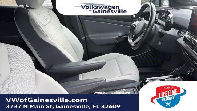 used 2022 Volkswagen ID.4 car, priced at $13,806