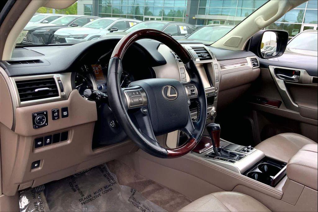 used 2017 Lexus GX 460 car, priced at $26,983