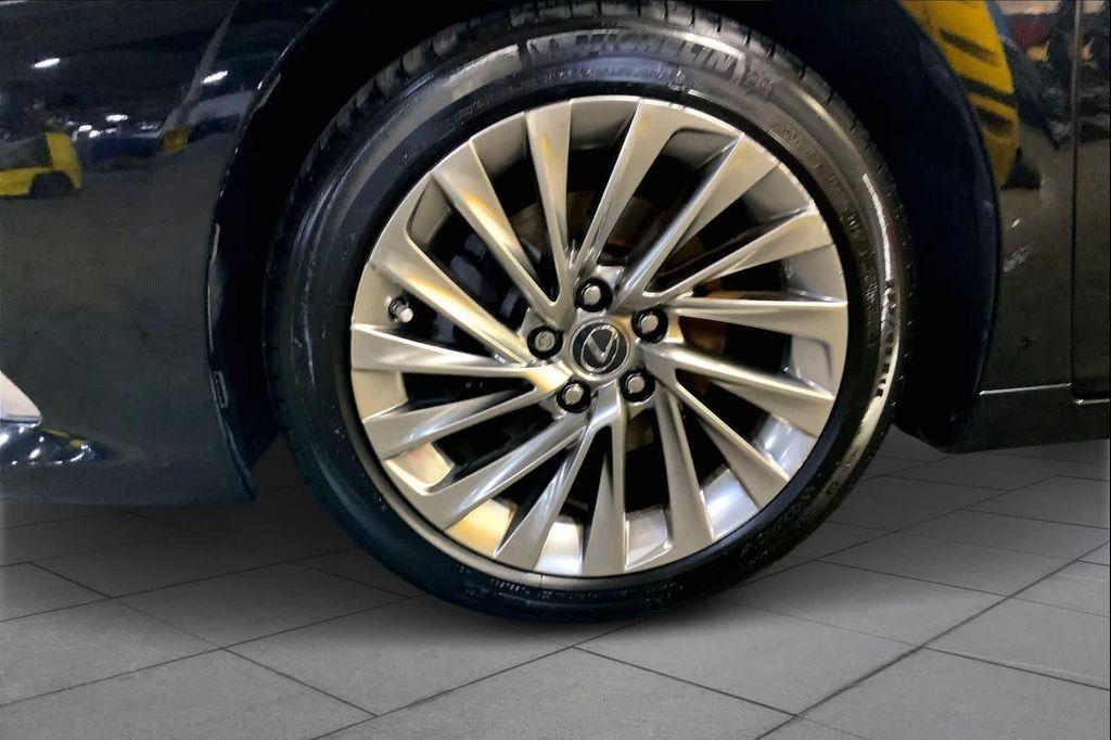 used 2019 Lexus ES 350 car, priced at $26,988