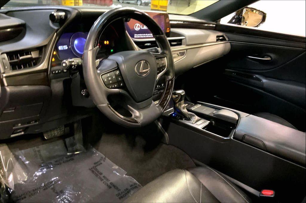 used 2019 Lexus ES 350 car, priced at $26,988