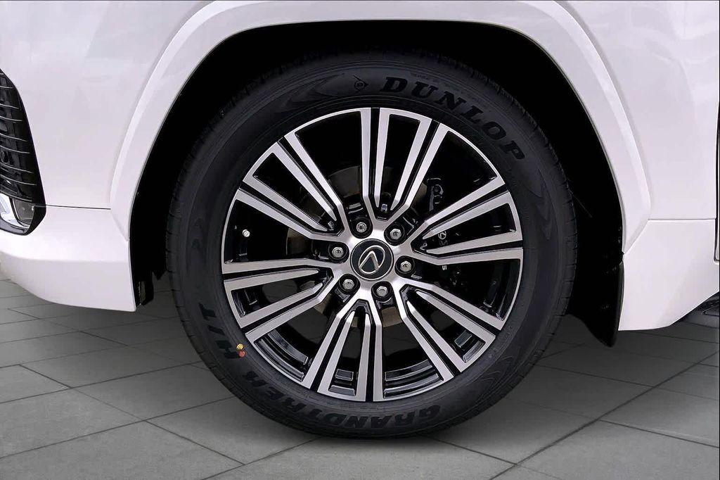 new 2025 Lexus LX 600 car, priced at $117,683