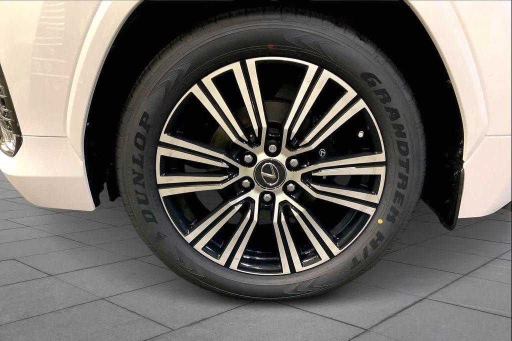 new 2026 Lexus LX 600 car, priced at $117,804